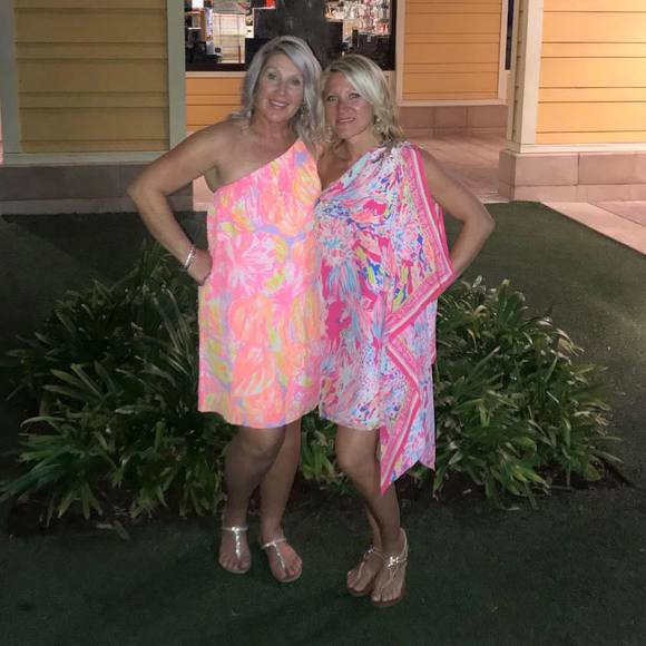 Meet your Posher, Lydia - Picture 1 of 1